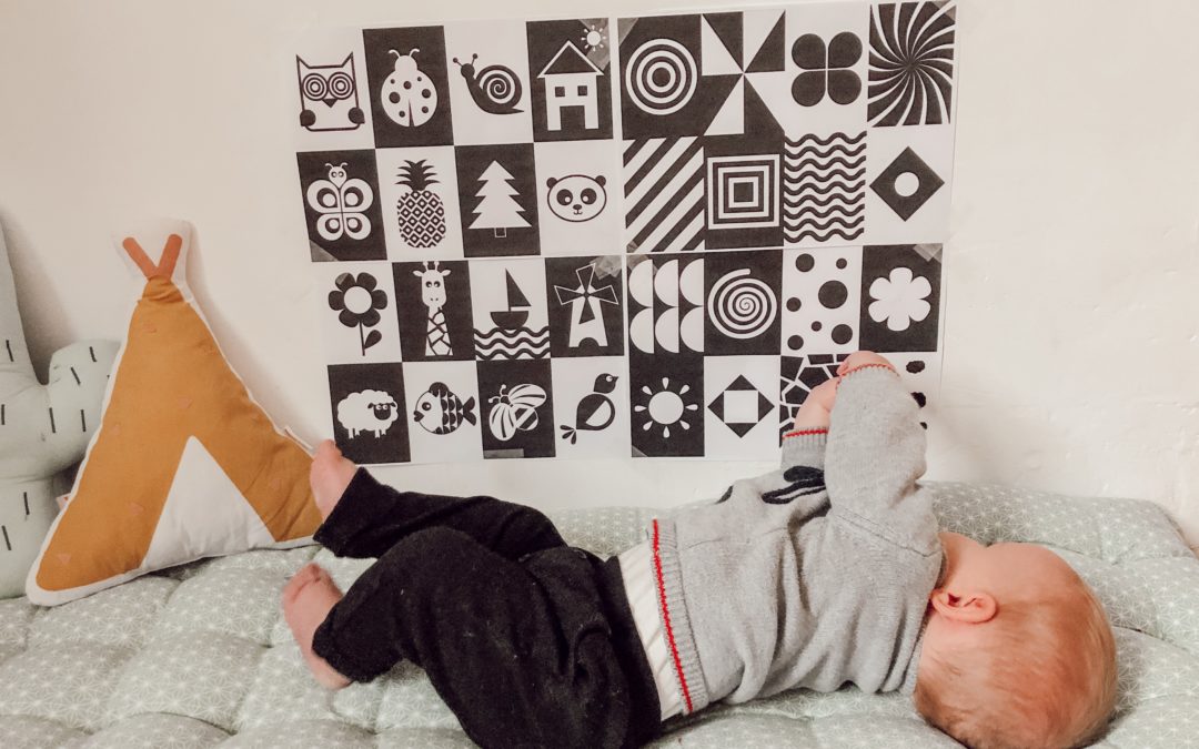 Mur à contraste et mur d’art pour bébé