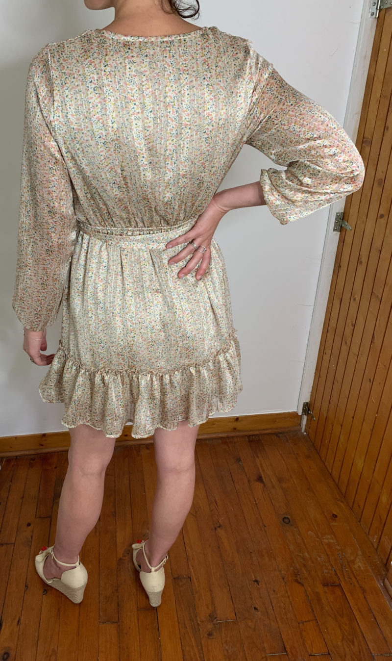 robe cache coeur, robe beige, robe coeur croisé, robe été