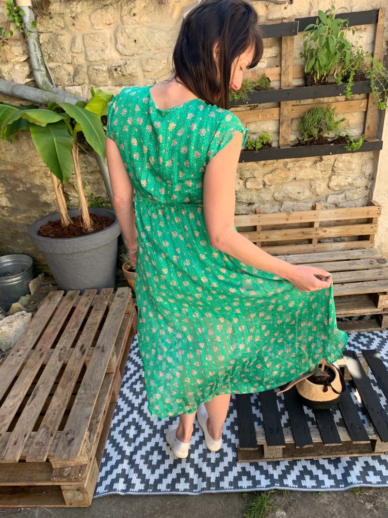 robe cache coeur, robe fleurie, robe asymétrique